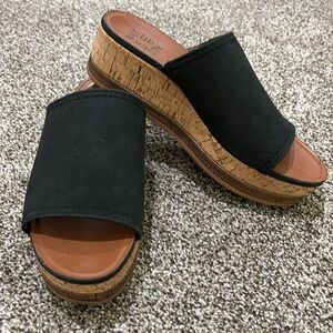 Naturalizer, size 6.5 black cork wedge sandal.